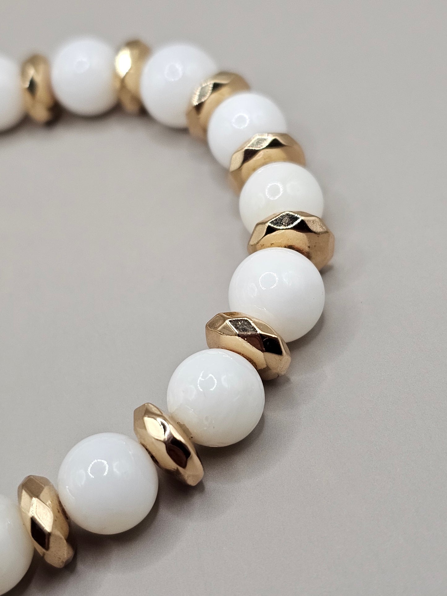 Classic Shell Bracelet