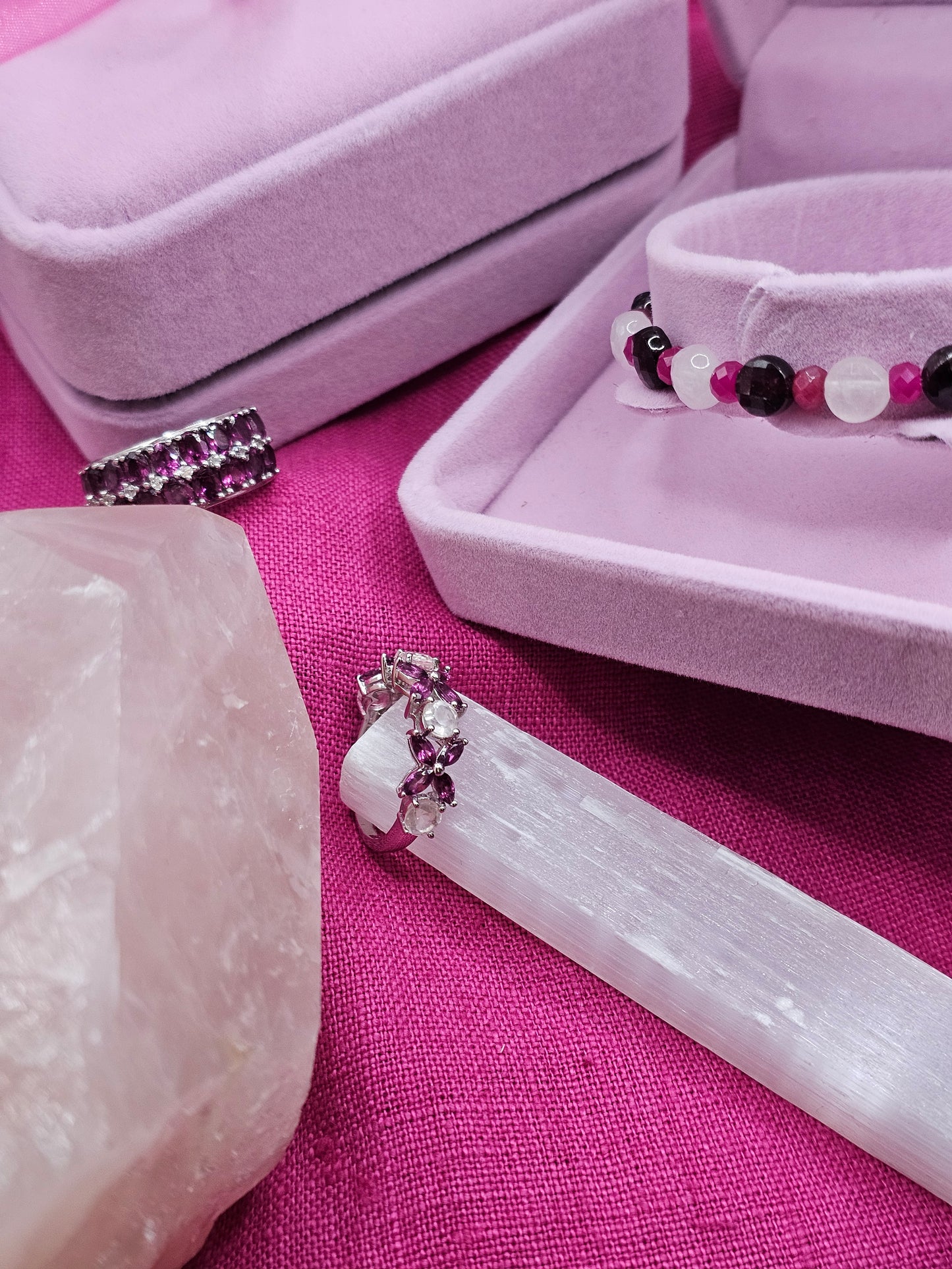 Corda Ignitia Rhodolite Garnet sterling silver ring