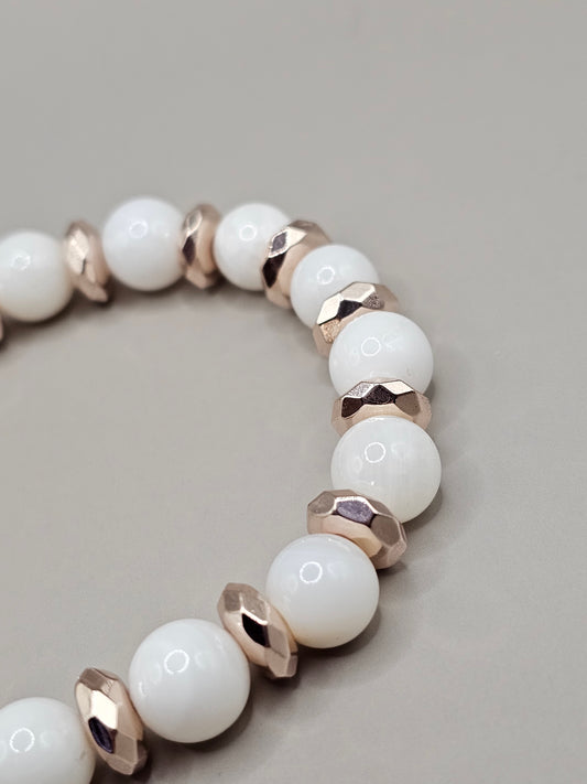 Classic Shell Bracelet