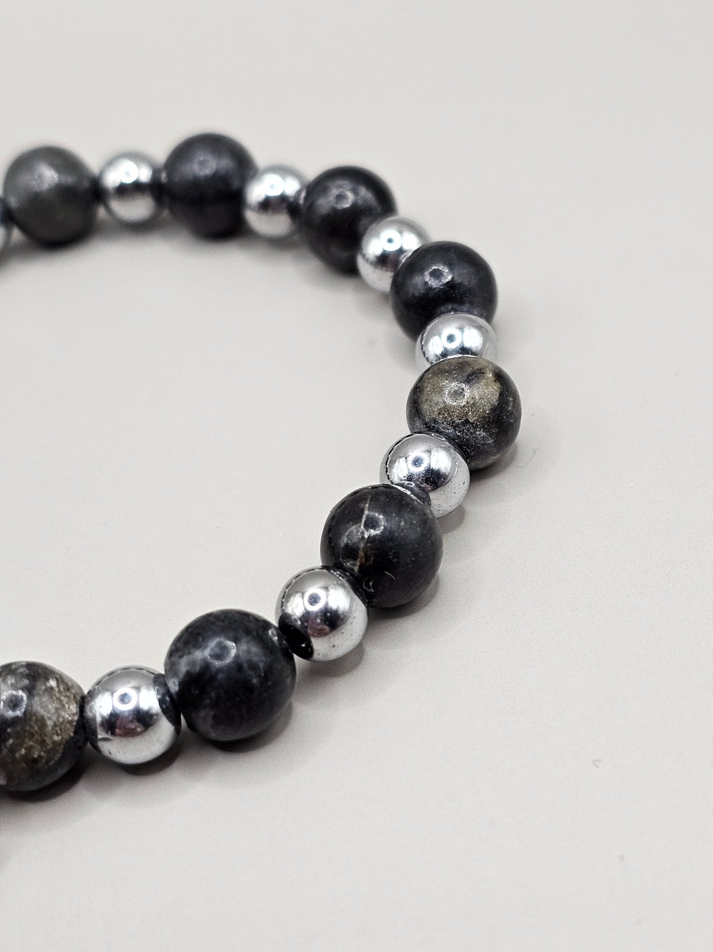 Black Network Jasper & Hematite Bracelet